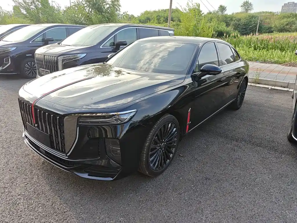 Hongqi H9 2025 2.0T 5 мест