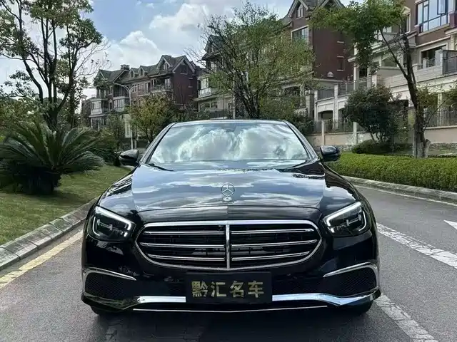 MERCEDES BENZ E CLASS