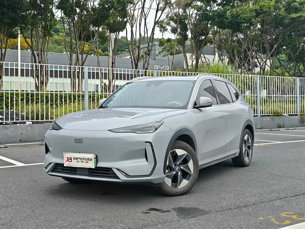 Geely Galaxy Galaxy E5