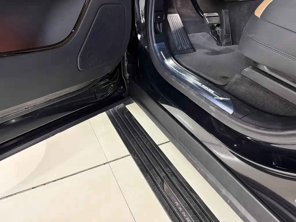 Land Rover Sport — миниатюра 9