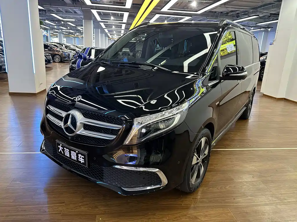 Mercedes-Benz V-Class — миниатюра 2