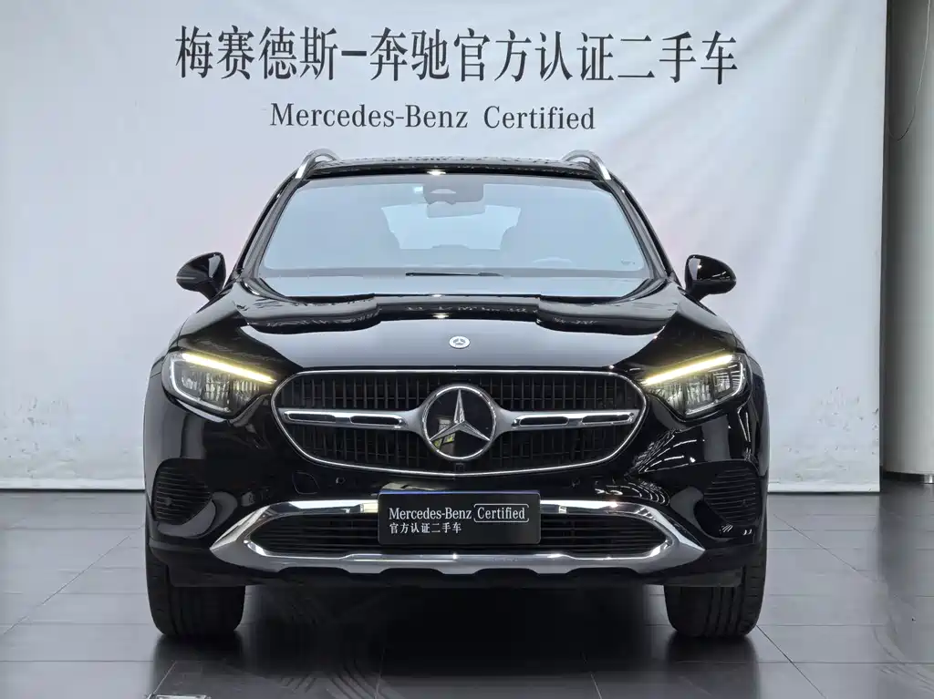 Mercedes-Benz GLC 2023 GLC 260 L 4MATIC 5 мест