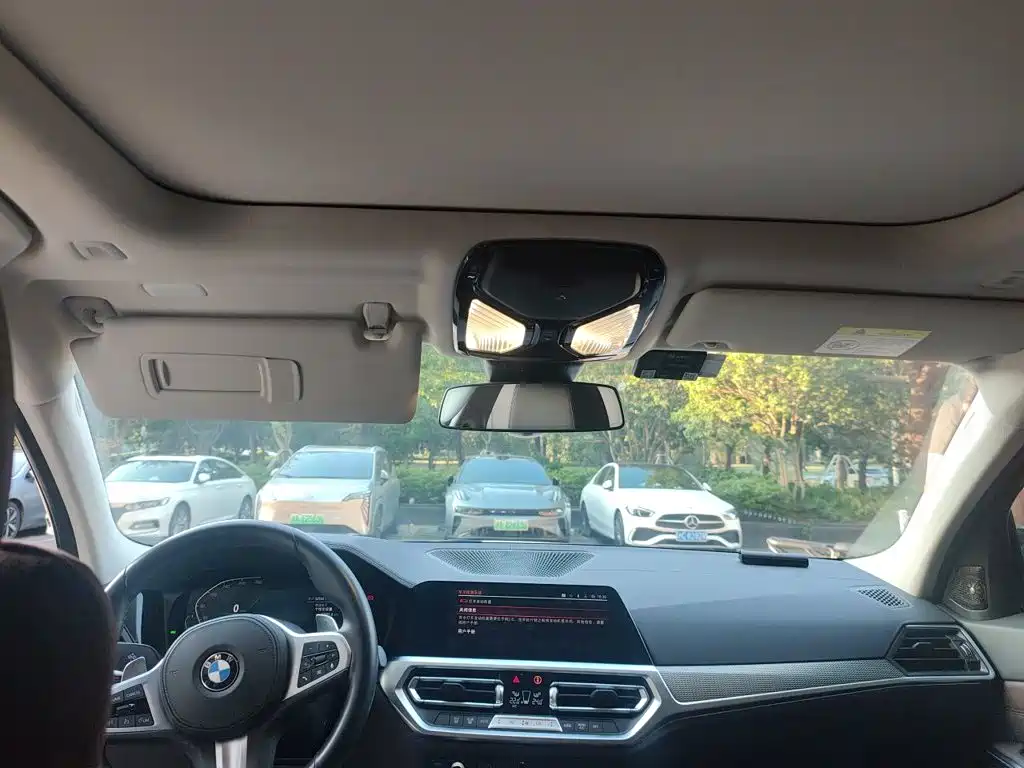 BMW 3 Series — миниатюра 19
