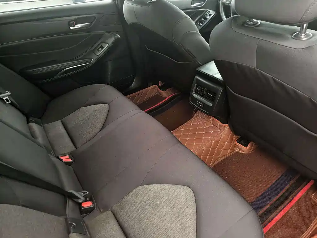 Toyota Avalon — миниатюра 15