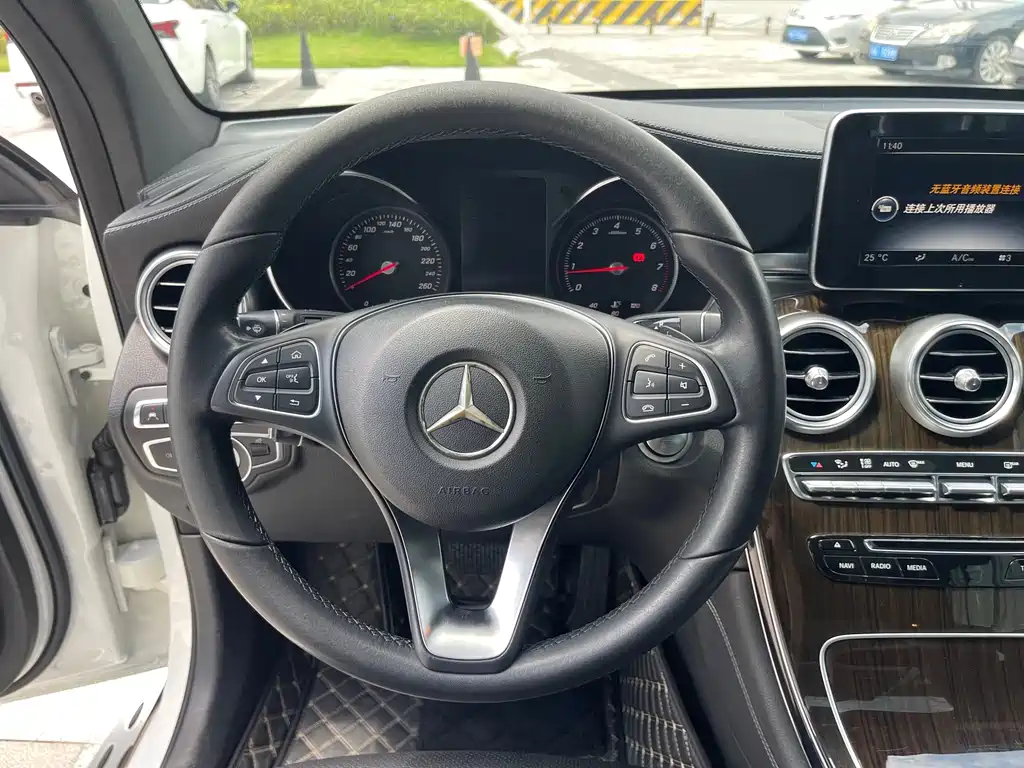 Mercedes-Benz GLC — миниатюра 20