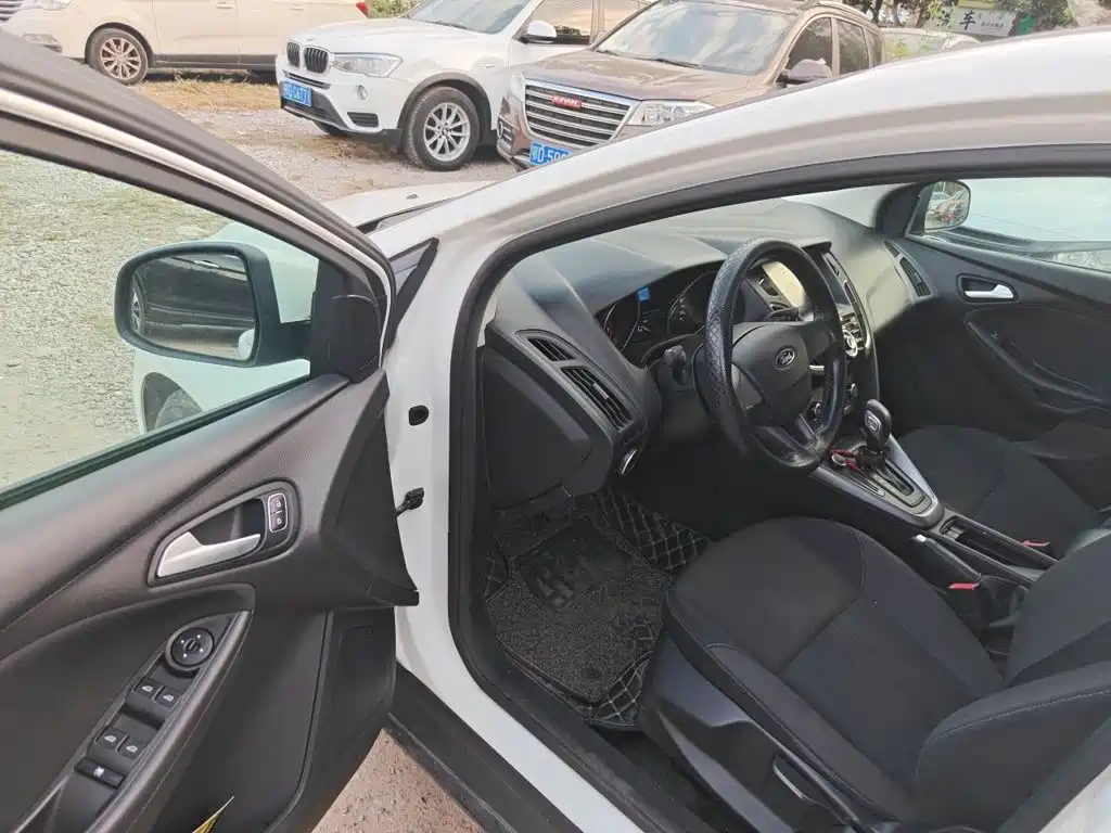Ford Focus — миниатюра 12