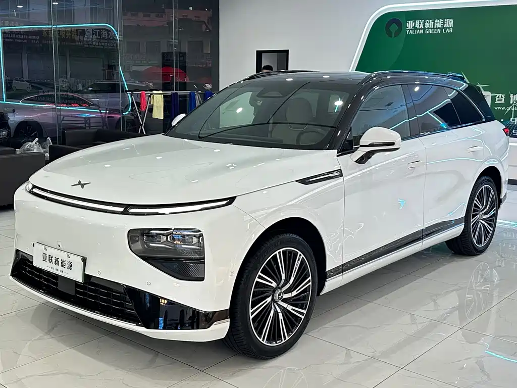 XPeng G9 — миниатюра 3