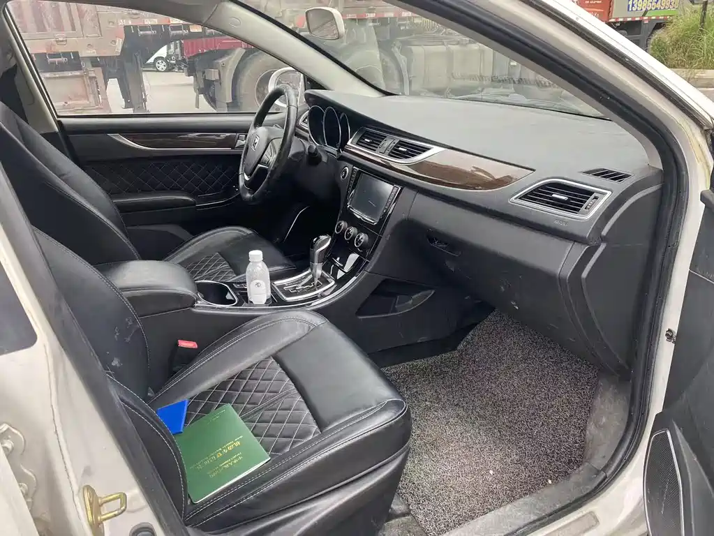 Zotye Zotye Z500 — миниатюра 4