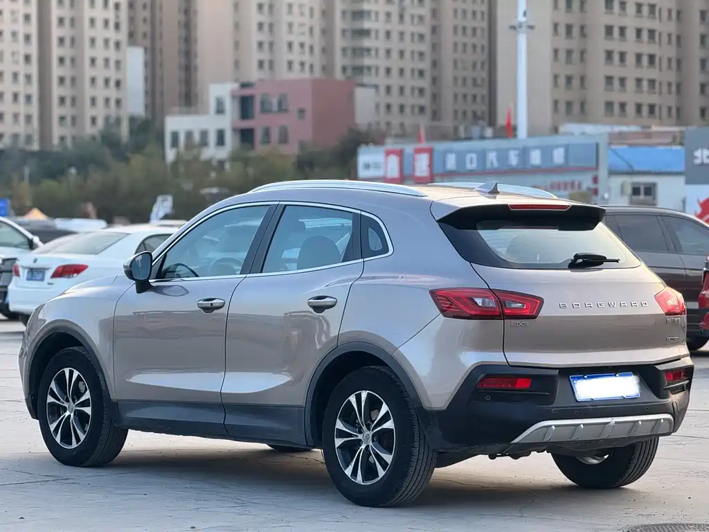 Borgward BX5 — миниатюра 7