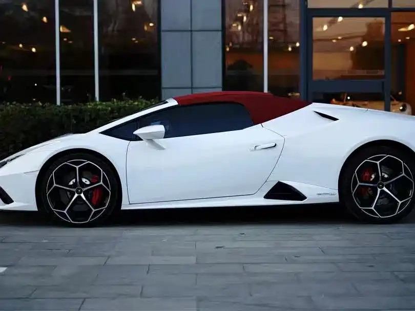 Lamborghini Huracán — миниатюра 3