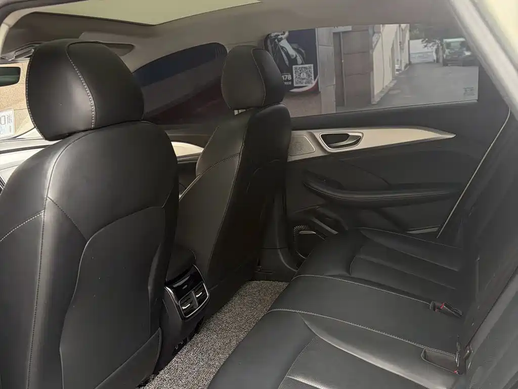 Roewe Feifan ER6 — миниатюра 4