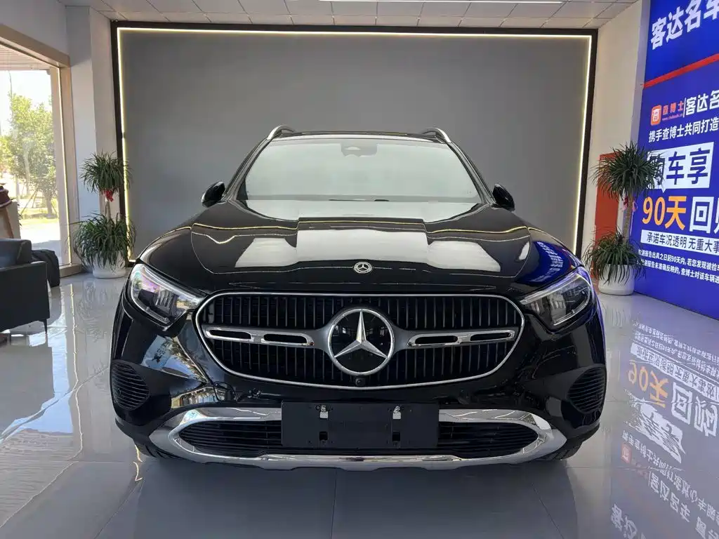 Mercedes-Benz GLC 2024 GLC 260 L 4MATIC 5 мест
