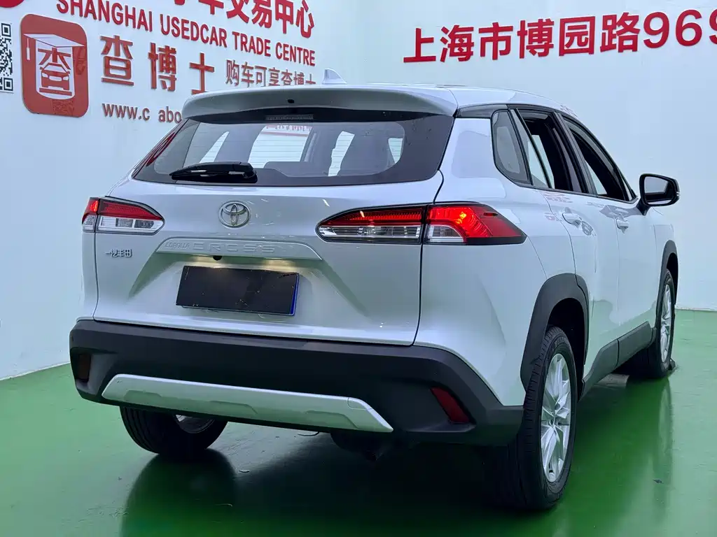 Toyota Corolla Cross — миниатюра 24