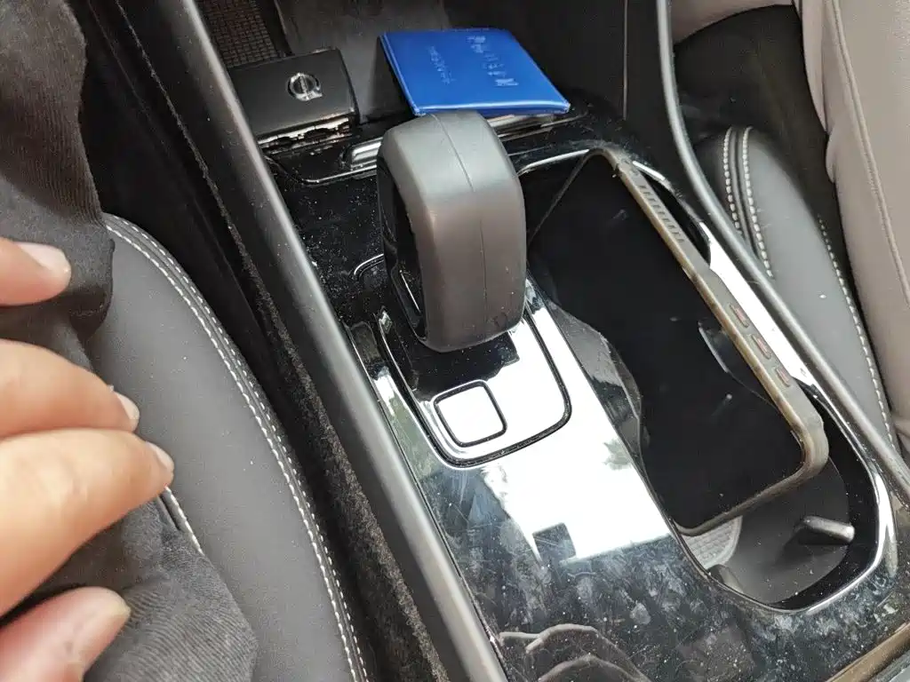 Volvo XC40 NEV — миниатюра 15