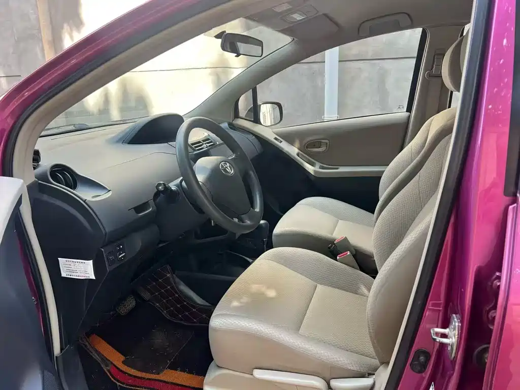 Toyota Yaris — миниатюра 4