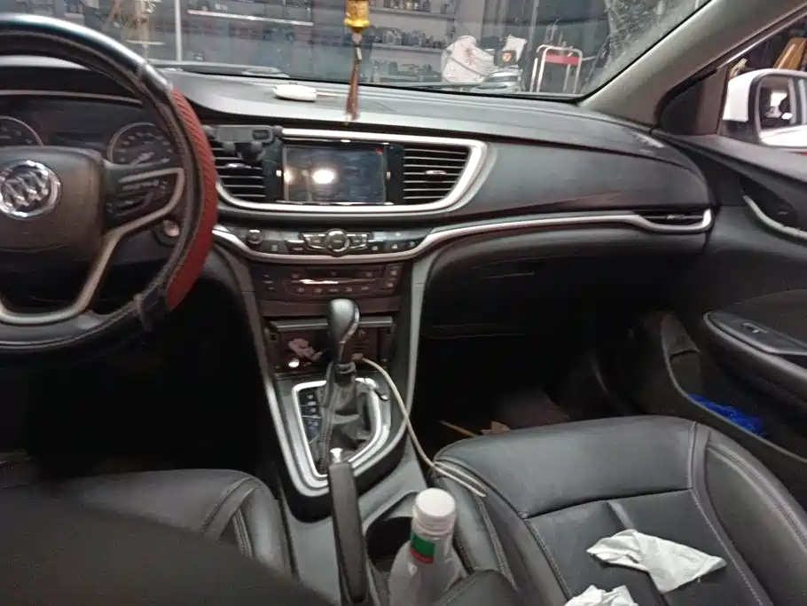 Buick Excelle — миниатюра 12