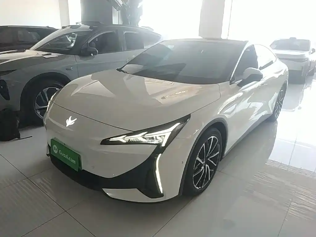 ARCFOX Alpha S5