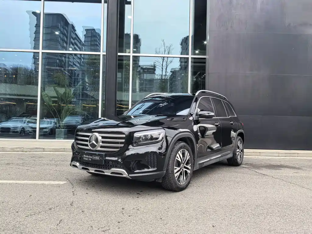 Mercedes-Benz GLB 2026