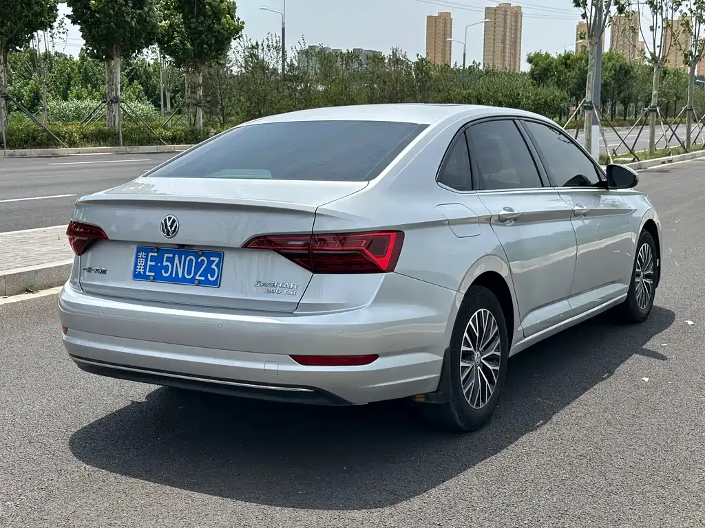 Volkswagen Sagitar 2019 200TSI DSG Comfort VI