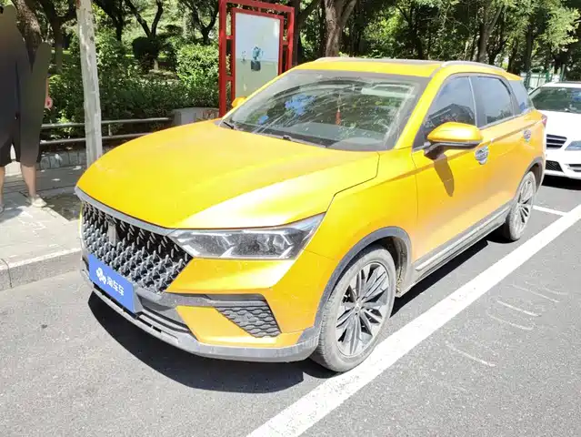2019 Bestune T77