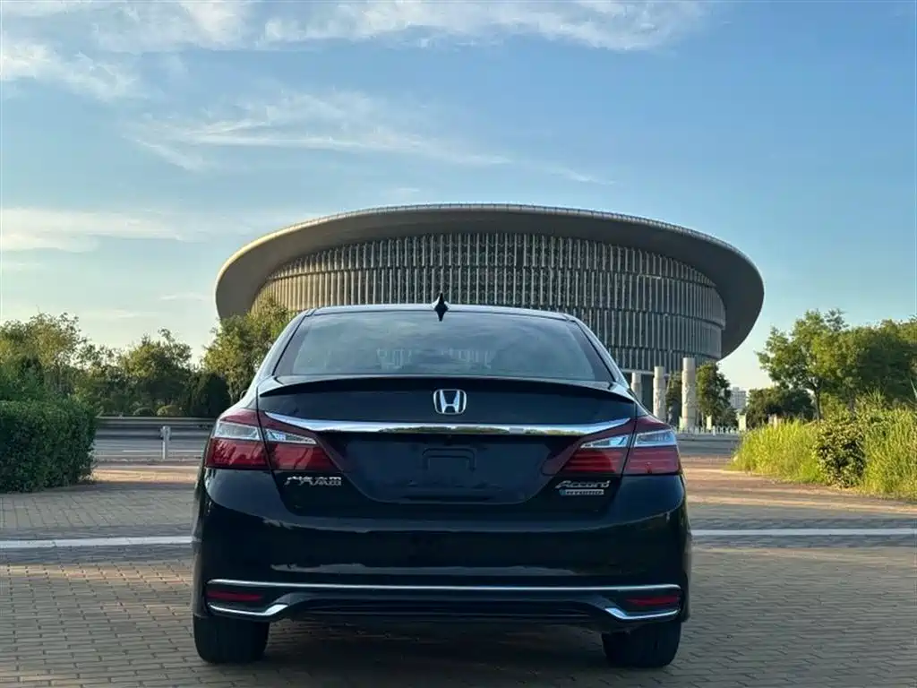 Honda Accord 2016 2.0L