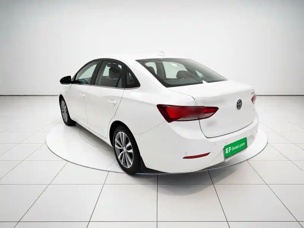 Buick Excelle — миниатюра 4