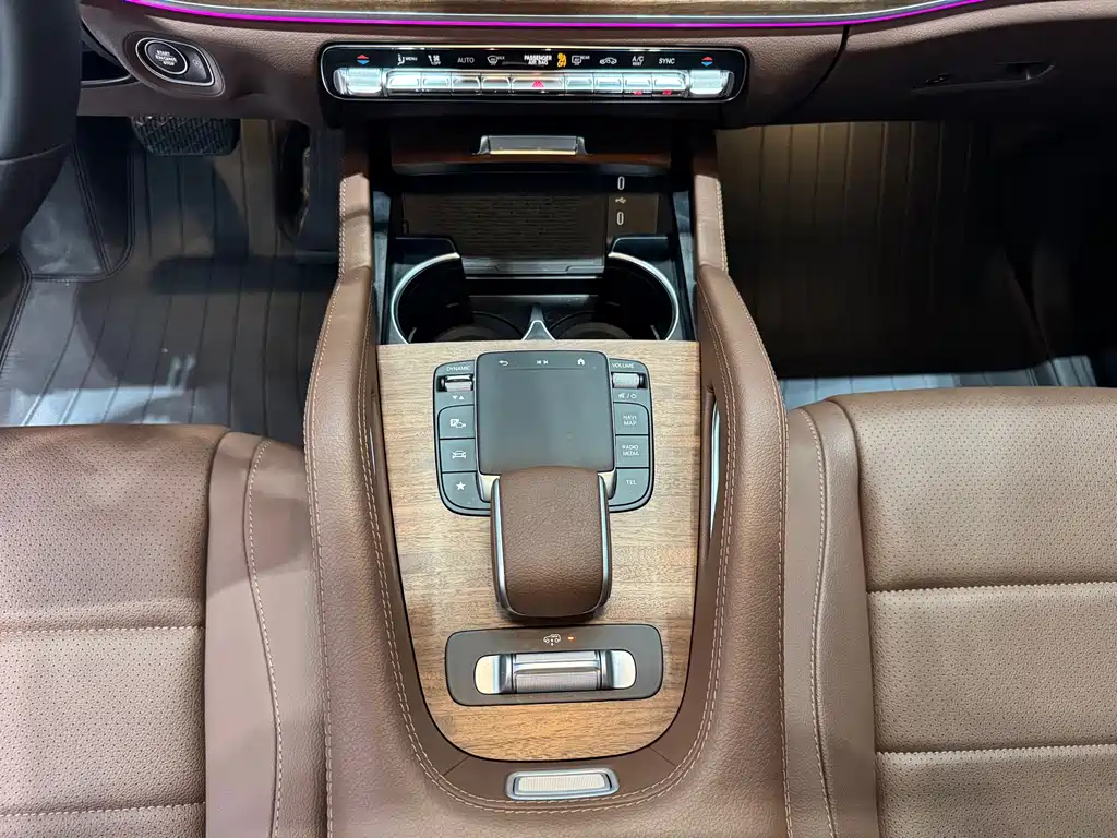 Mercedes-Benz GLE (Import) — миниатюра 16
