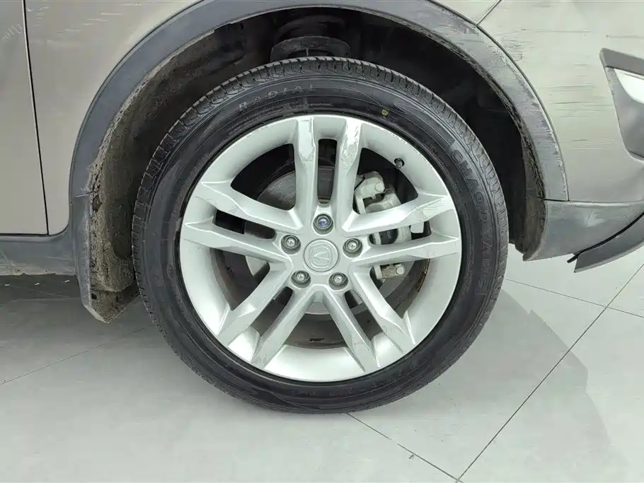 Changan CS35 2014 1.6L MT Luxury IV