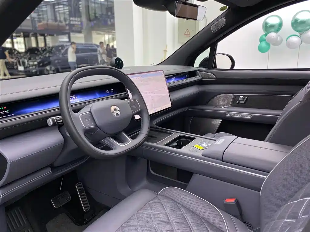 NIO ES8 2026 мест Executive Luxury