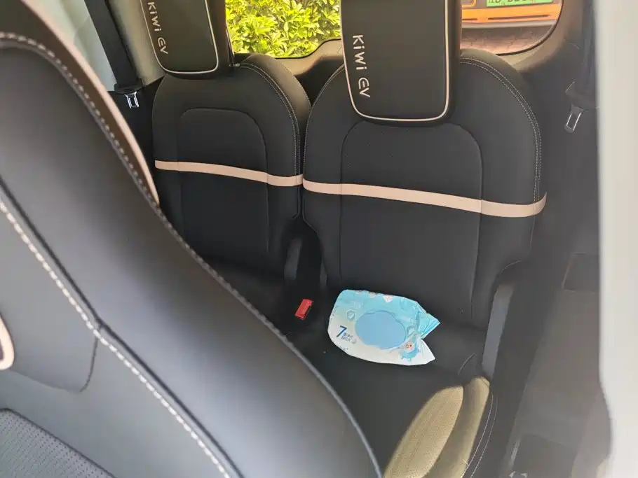 Baojun KiWi EV — миниатюра 11