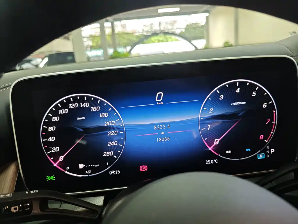 Mercedes-Benz GLC — миниатюра 7