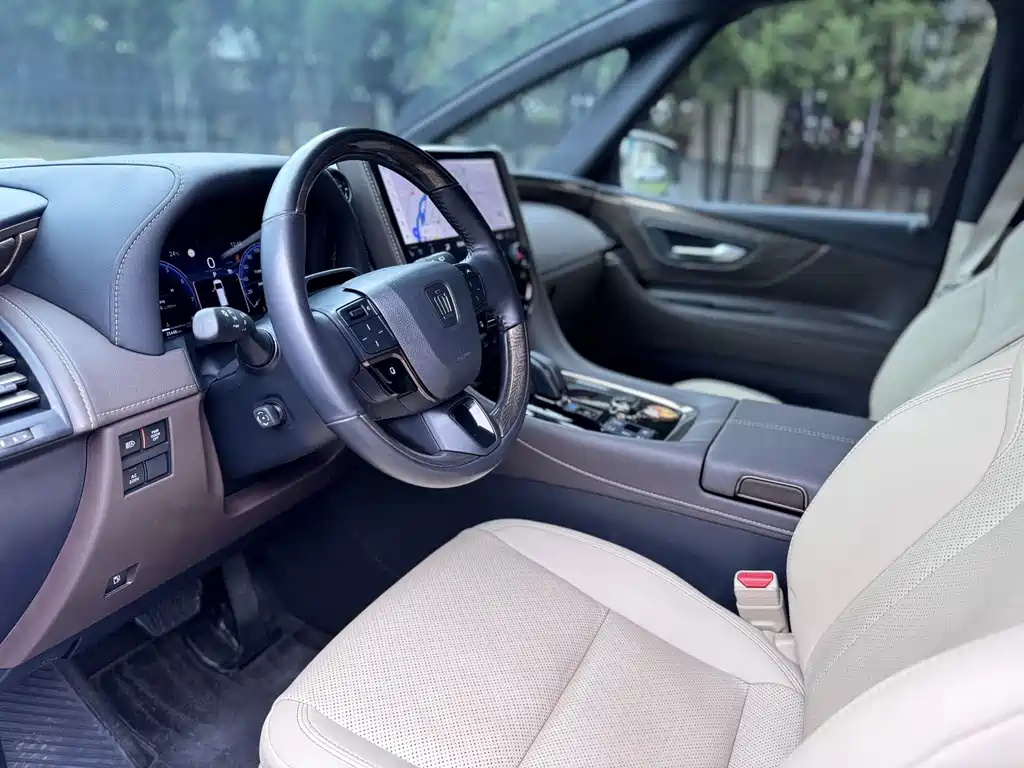 Toyota Vellfire 2025 2.5L