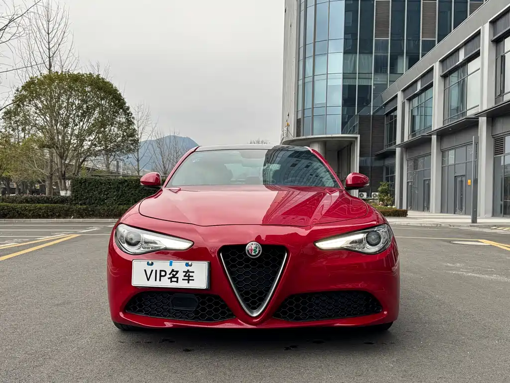 ALFA ROMEO GIULIA