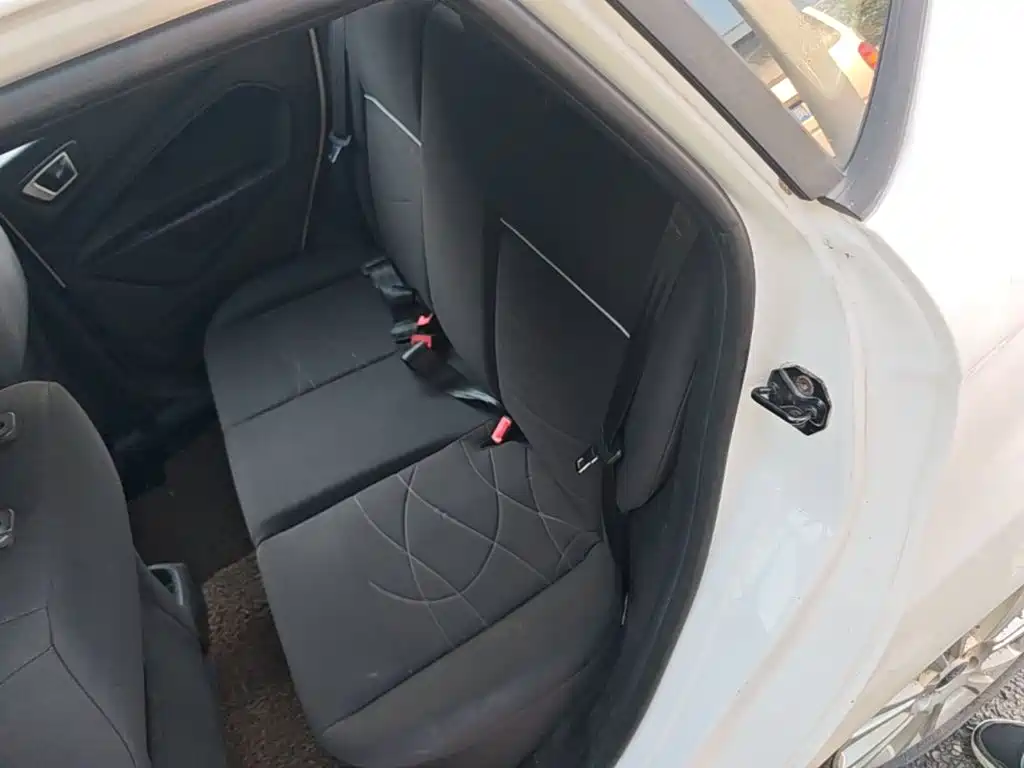 Ford Fiesta — миниатюра 17