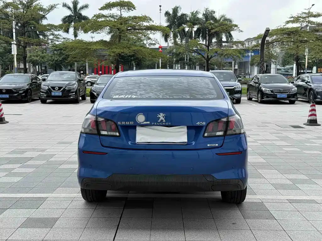 Peugeot 408 — миниатюра 4