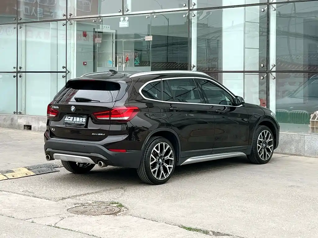 BMW X1 — миниатюра 4