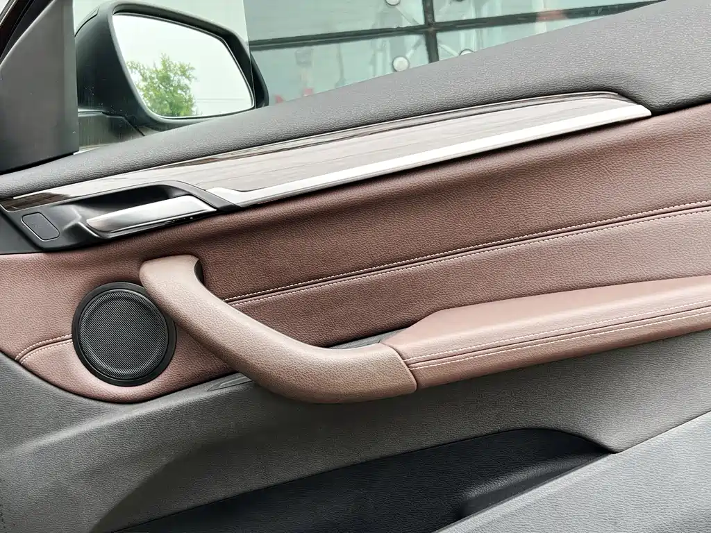 BMW X1 — миниатюра 15