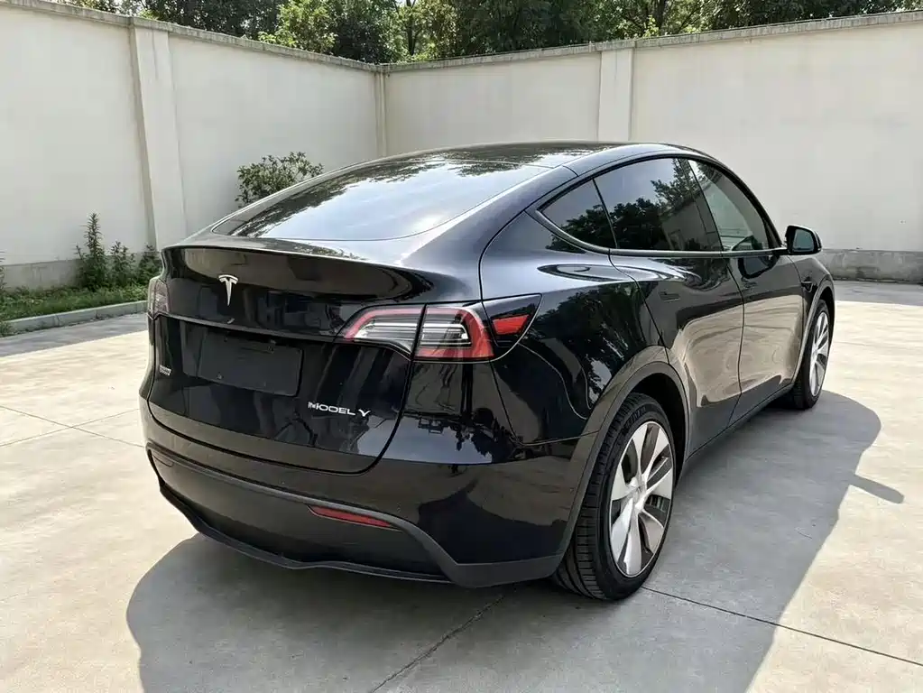 Tesla Model Y — фотографии объявления, Фото 6