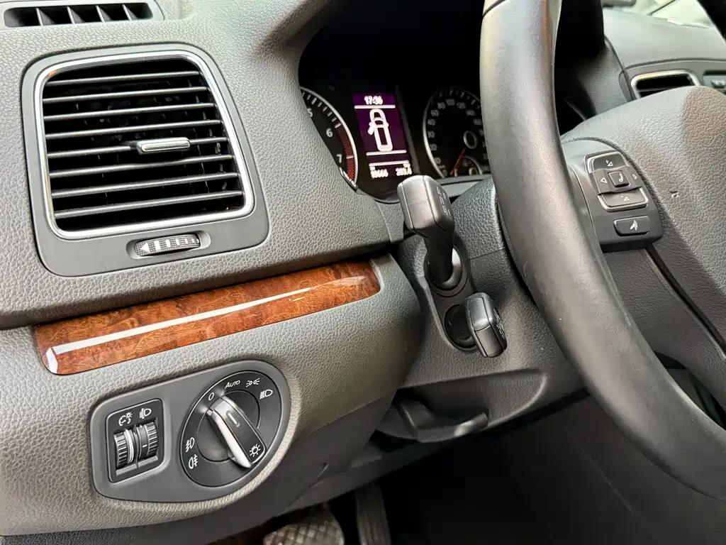 Volkswagen Sharan — миниатюра 13