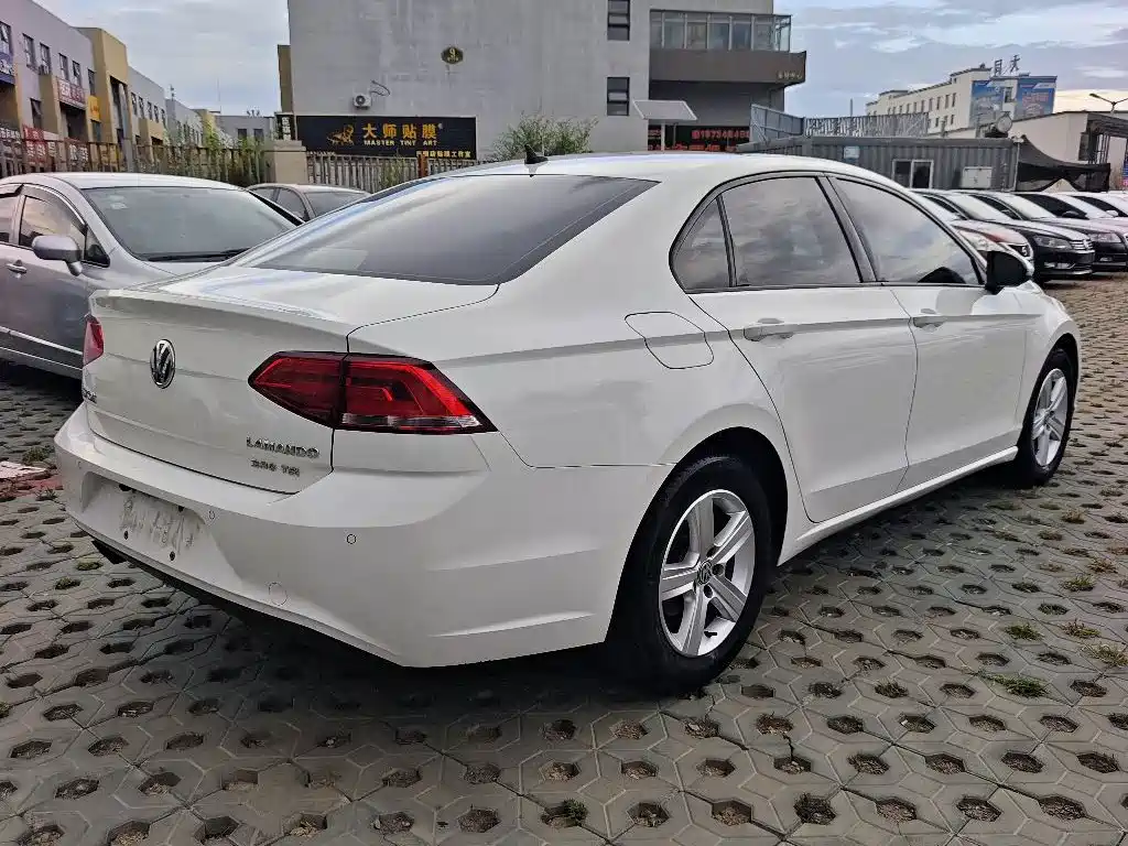 Volkswagen Lamando — миниатюра 9