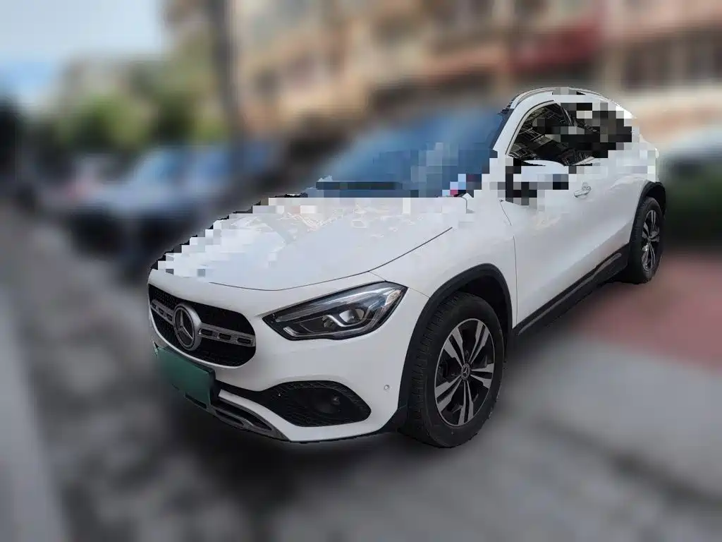 Mercedes-Benz GLA — миниатюра 2