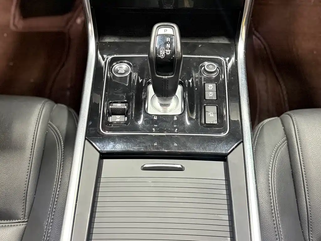 Jaguar XEL — миниатюра 14