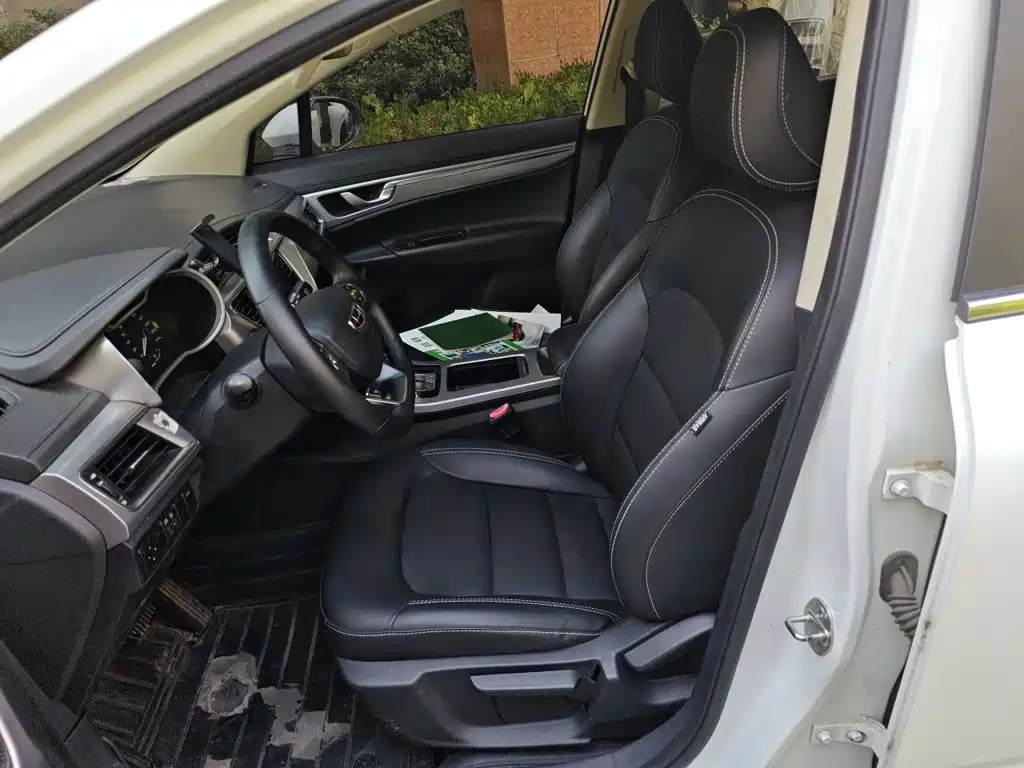Geely Emgrand GS — миниатюра 16