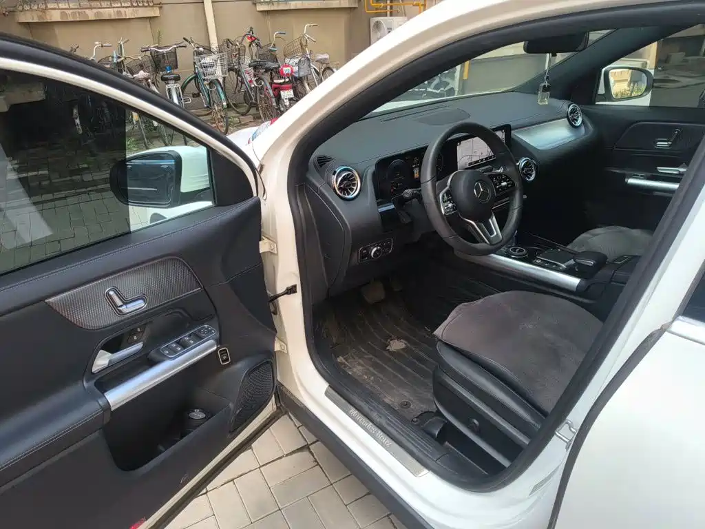 Mercedes-Benz GLA — миниатюра 14