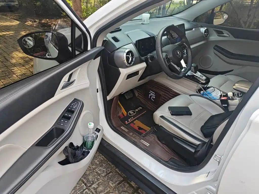 BYD Yuan Pro — миниатюра 17
