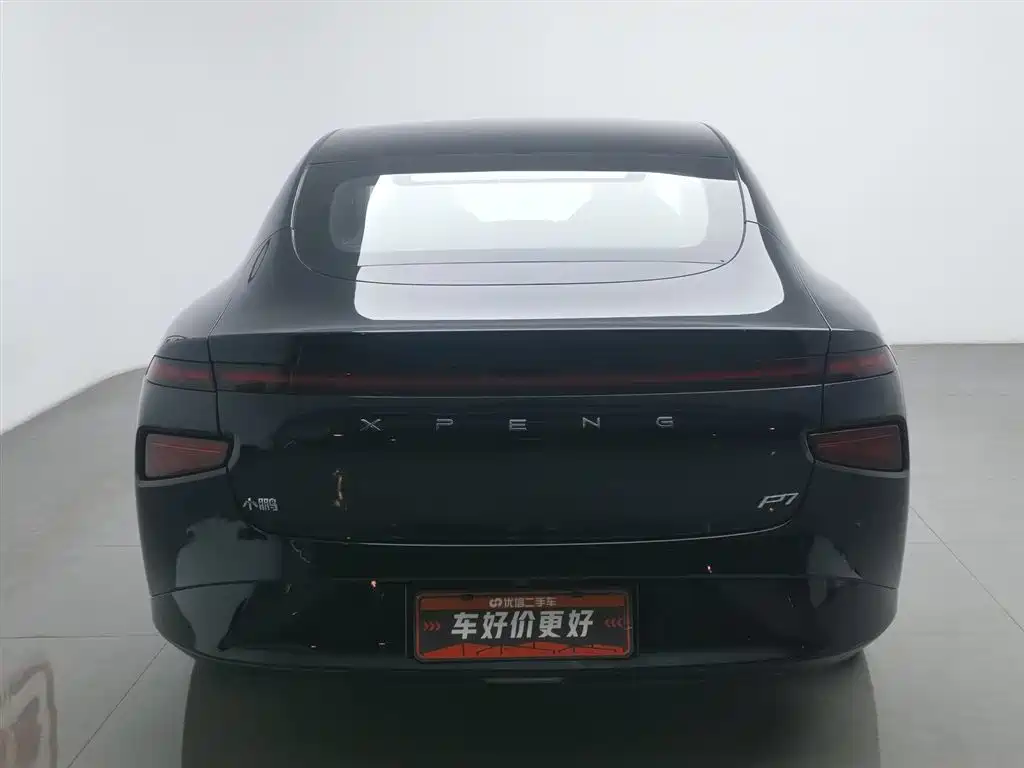 XIAOPENG P7