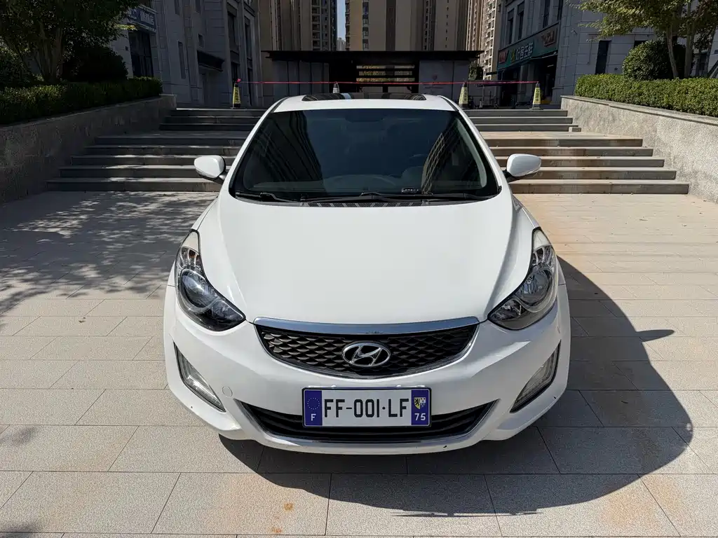 Hyundai Elantra Langdong — миниатюра 2