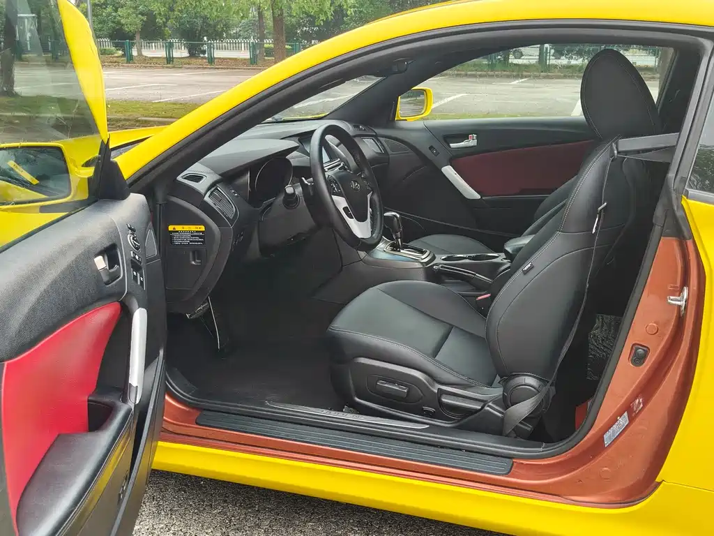 Hyundai Genesis Coupe — миниатюра 7