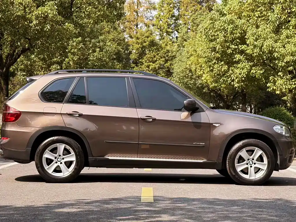 BMW X5 (Import) — миниатюра 4