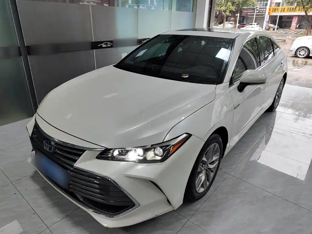 Toyota Avalon 2021